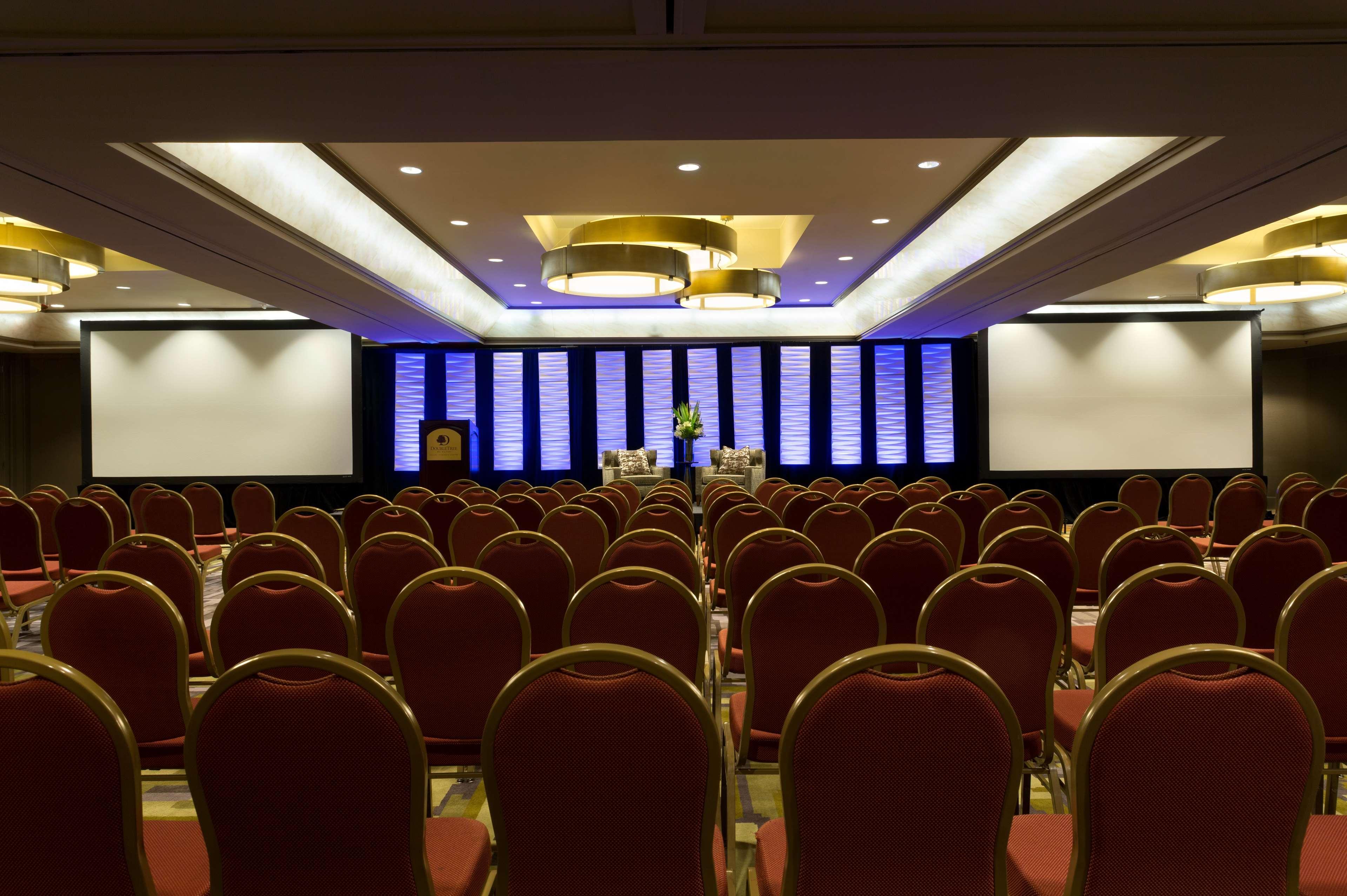 Doubletree By Hilton Hotel Dallas Campbell Centre Extérieur photo
