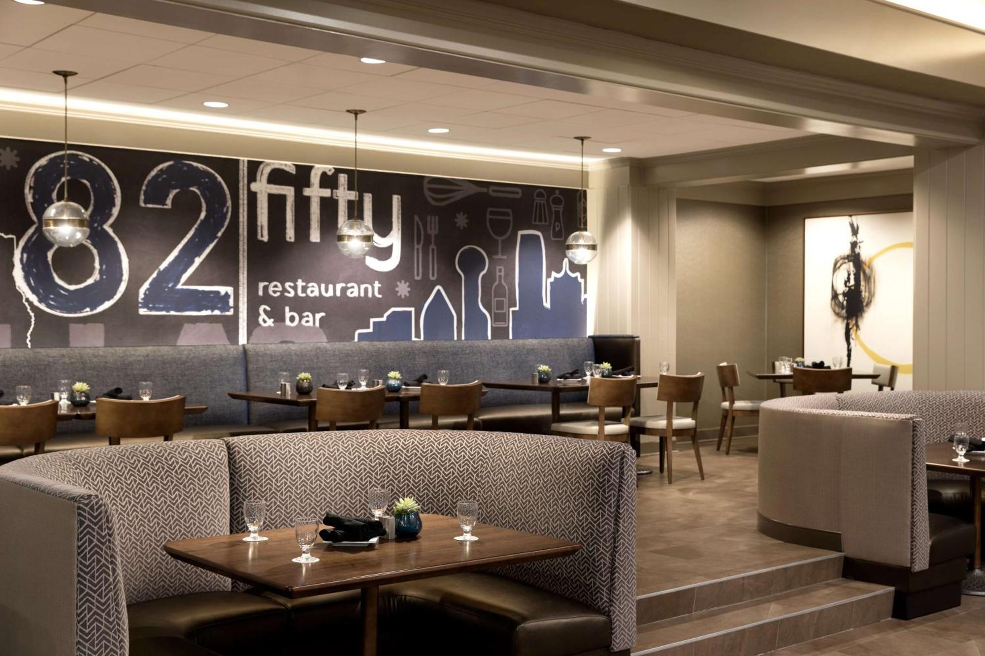 Doubletree By Hilton Hotel Dallas Campbell Centre Extérieur photo