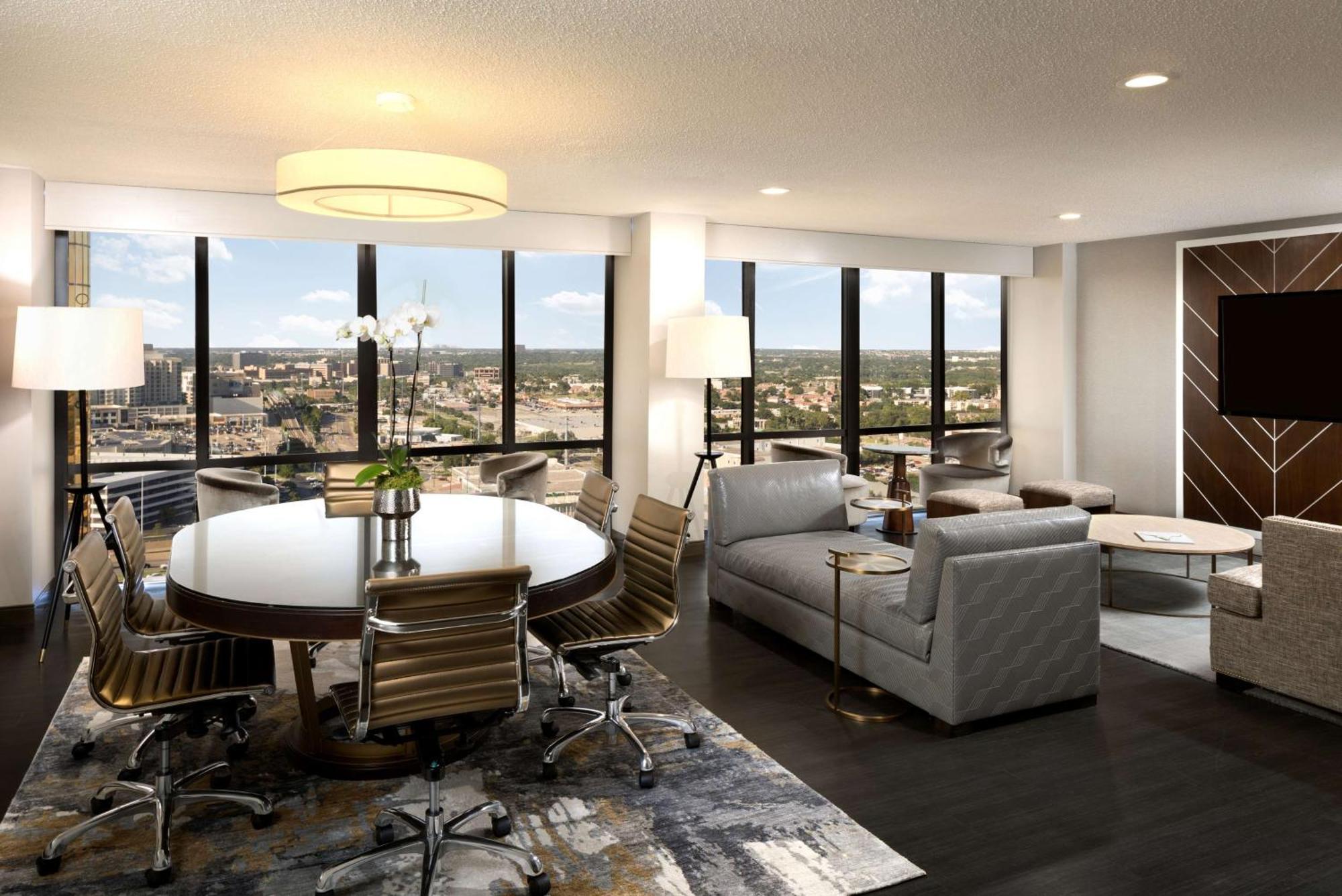 Doubletree By Hilton Hotel Dallas Campbell Centre Extérieur photo